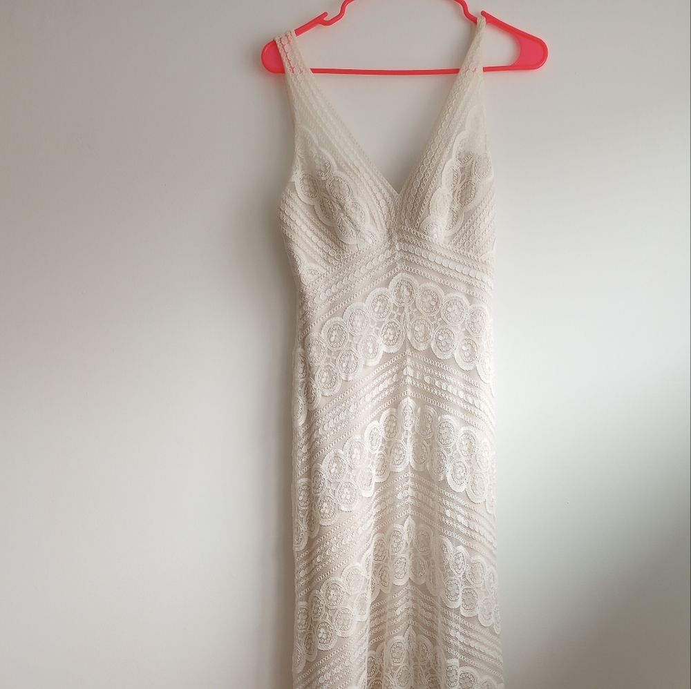 Maggie Sottero wedding dress size 4